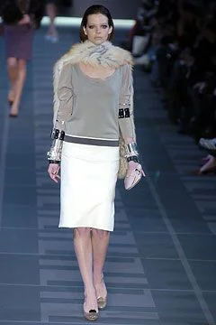 Look 12